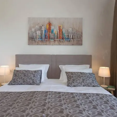 Orange Tree With Private Pool *