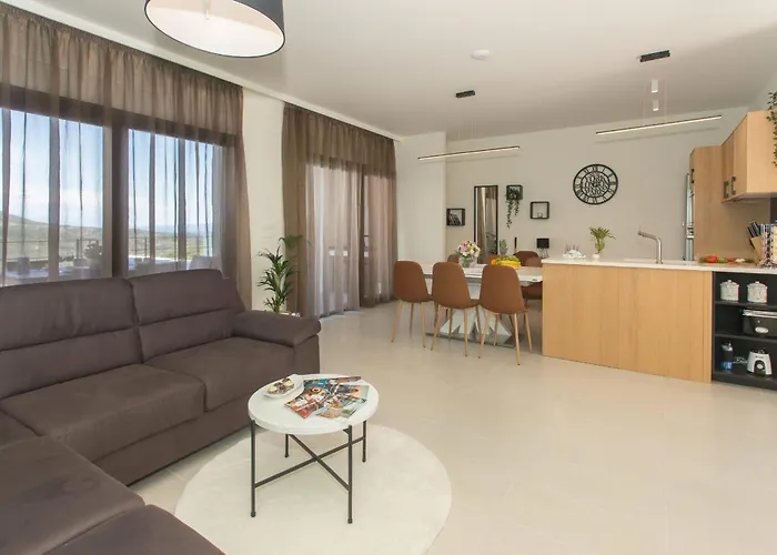 Orange Tree With Private Pool Villa *