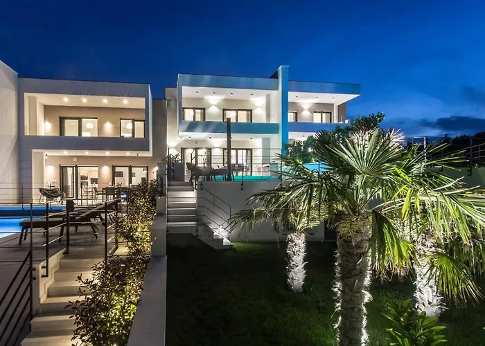 Orange Tree With Private Pool * Vinišće